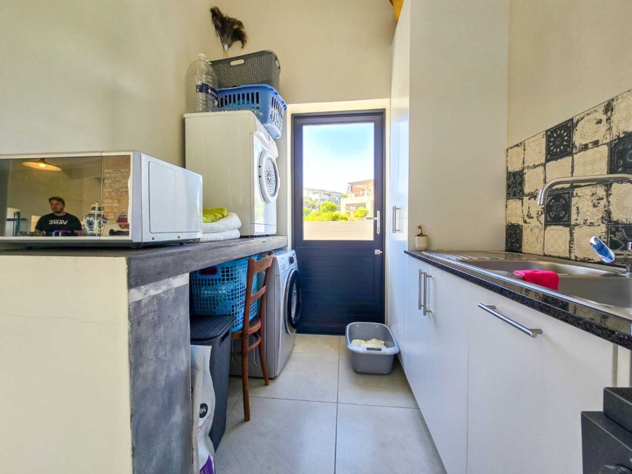 3 Bedroom Property for Sale in Stilbaai Oos Western Cape